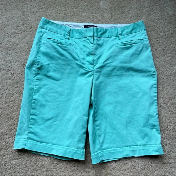 Lands’ End Women’s Green Fit 2 Bermuda Shorts - Size 6 - VGUC - Stretch - Picture 1 of 9